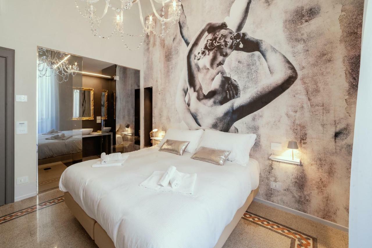 Palazzo Dei Grifoni - Luxury Suites - 산베네데토델트론토 외부 사진